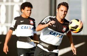 Ibson durante Treino do Corinthians realizado no CT Joaquim Grava