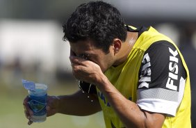 Durante o treino desta manh no CT Joaquim Grava, no Parque Ecolgico do Tiete. O prximo jogo da equipe ser dia 03/07, domingo, no Morumbi, jogo de ida vlido pela Recopa 2013