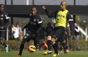 Durante o treino desta manh no CT Joaquim Grava, no Parque Ecolgico do Tiete. O prximo jogo da equipe ser dia 03/07, domingo, no Morumbi, jogo de ida vlido pela Recopa 2013