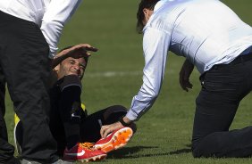 Durante o treino desta manh no CT Joaquim Grava, no Parque Ecolgico do Tiete. O prximo jogo da equipe ser dia 03/07, domingo, no Morumbi, jogo de ida vlido pela Recopa 2013