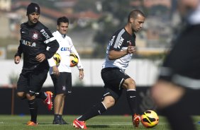 Durante o treino desta manh no CT Joaquim Grava, no Parque Ecolgico do Tiete. O prximo jogo da equipe ser dia 03/07, domingo, no Morumbi, jogo de ida vlido pela Recopa 2013