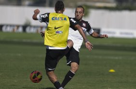 Durante o treino desta manh no CT Joaquim Grava, no Parque Ecolgico do Tiete. O prximo jogo da equipe ser dia 03/07, domingo, no Morumbi, jogo de ida vlido pela Recopa 2013