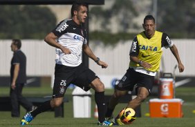 Durante o treino desta manh no CT Joaquim Grava, no Parque Ecolgico do Tiete. O prximo jogo da equipe ser dia 03/07, domingo, no Morumbi, jogo de ida vlido pela Recopa 2013