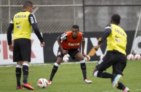 Durante o treino desta tarde no CT Joaquim Grava, no Parque Ecolgico do Tiete. O prximo jogo da equipe ser dia 03/07, domingo, no Morumbi, jogo de ida vlido pela Recopa 2013