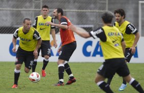 Durante o treino desta tarde no CT Joaquim Grava, no Parque Ecolgico do Tiete. O prximo jogo da equipe ser dia 03/07, domingo, no Morumbi, jogo de ida vlido pela Recopa 2013