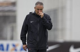 Durante o treino desta manh no CT Joaquim Grava, no Parque Ecolgico do Tiete. O prximo jogo da equipe ser dia 03/07, domingo, no Morumbi, jogo de ida vlido pela Recopa 2013