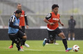 Durante o treino desta manh no CT Joaquim Grava, no Parque Ecolgico do Tiete. O prximo jogo da equipe ser dia 03/07, domingo, no Morumbi, jogo de ida vlido pela Recopa 2013