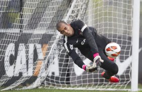 Durante o treino desta manh no CT Joaquim Grava, no Parque Ecolgico do Tiete. O prximo jogo da equipe ser dia 03/07, domingo, no Morumbi, jogo de ida vlido pela Recopa 2013