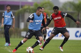 Durante o treino desta manh no CT Joaquim Grava, no Parque Ecolgico do Tiete. O prximo jogo da equipe ser dia 03/07, domingo, no Morumbi, jogo de ida vlido pela Recopa 2013