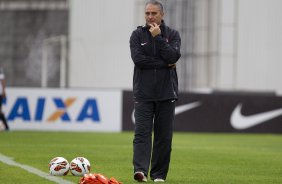 Durante o treino desta manh no CT Joaquim Grava, no Parque Ecolgico do Tiete. O prximo jogo da equipe ser dia 03/07, domingo, no Morumbi, jogo de ida vlido pela Recopa 2013