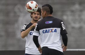 Durante o treino desta manh no CT Joaquim Grava, no Parque Ecolgico do Tiete. O prximo jogo da equipe ser dia 03/07, domingo, no Morumbi, jogo de ida vlido pela Recopa 2013