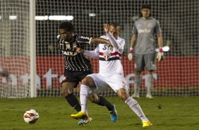 Durante a partida entre So Paulo x Corinthians, realizada esta noite no estdio do Morumbi, jogo de ida da Recopa 2013