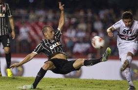 Durante a partida entre So Paulo x Corinthians, realizada esta noite no estdio do Morumbi, jogo de ida da Recopa 2013