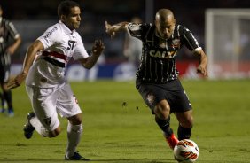 Durante a partida entre So Paulo x Corinthians, realizada esta noite no estdio do Morumbi, jogo de ida da Recopa 2013