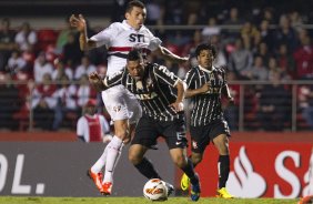 Durante a partida entre So Paulo x Corinthians, realizada esta noite no estdio do Morumbi, jogo de ida da Recopa 2013