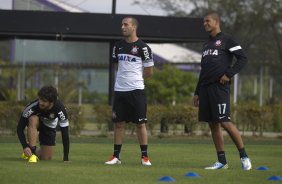 Durante o treino desta manh no CT Joaquim Grava, no Parque Ecolgico do Tiete. O prximo jogo da equipe ser domingo, dia 14/07, no estdio do Pacaembu, contra o Atltico-MG, 7 rodada do Campeonato Brasileiro de 2013