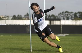 Durante o treino desta manh no CT Joaquim Grava, no Parque Ecolgico do Tiete. O prximo jogo da equipe ser domingo, dia 14/07, no estdio do Pacaembu, contra o Atltico-MG, 7 rodada do Campeonato Brasileiro de 2013