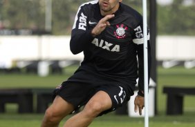 Durante o treino desta manh no CT Joaquim Grava, no Parque Ecolgico do Tiete. O prximo jogo da equipe ser domingo, dia 14/07, no estdio do Pacaembu, contra o Atltico-MG, 7 rodada do Campeonato Brasileiro de 2013