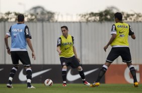 Durante o treino desta tarde no CT Joaquim Grava, no Parque Ecológico do Tiete. O próximo jogo da equipe será quarta-feira, dia 17/07, no estádio do Pacaembu, contra o São Paulo, jogo da volta válido pela Recopa 2013