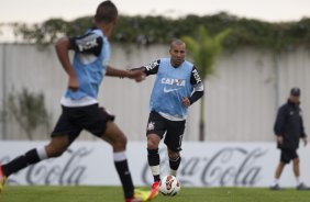 Durante o treino desta tarde no CT Joaquim Grava, no Parque Ecológico do Tiete. O próximo jogo da equipe será quarta-feira, dia 17/07, no estádio do Pacaembu, contra o São Paulo, jogo da volta válido pela Recopa 2013