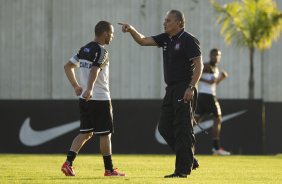 Durante o treino desta tarde no CT Joaquim Grava, no Parque Ecolgico do Tiete. O prximo jogo da equipe ser amanh, quarta-feira, dia 17/07, no estdio do Pacaembu, contra o So Paulo, jogo da volta vlido pela Recopa 2013