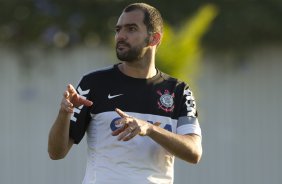 Durante o treino desta tarde no CT Joaquim Grava, no Parque Ecológico do Tiete. O próximo jogo da equipe será amanhã, quarta-feira, dia 17/07, no estádio do Pacaembu, contra o São Paulo, jogo da volta válido pela Recopa 2013
