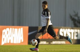 Durante o treino desta tarde no CT Joaquim Grava, no Parque Ecolgico do Tiete. O prximo jogo da equipe ser amanh, quarta-feira, dia 17/07, no estdio do Pacaembu, contra o So Paulo, jogo da volta vlido pela Recopa 2013