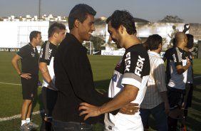 Durante o treino desta tarde no CT Joaquim Grava, no Parque Ecolgico do Tiete. O prximo jogo da equipe ser amanh, quarta-feira, dia 17/07, no estdio do Pacaembu, contra o So Paulo, jogo da volta vlido pela Recopa 2013