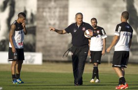 Durante o treino desta tarde no CT Joaquim Grava, no Parque Ecológico do Tiete. O próximo jogo da equipe será amanhã, quarta-feira, dia 17/07, no estádio do Pacaembu, contra o São Paulo, jogo da volta válido pela Recopa 2013