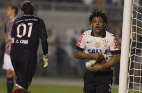 Durante a partida entre Corinthians x São Paulo, realizada esta noite no estádio do Pacaembu, jogo da volta, decisão da Recopa 2013