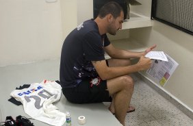 Nos vestiários antes da partida entre Corinthians x São Paulo, realizada esta noite no estádio do Pacaembu, jogo da volta, decisão da Recopa 2013