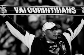 Torcida do Corinthians comemora Titulo da Recopa durante partida vlida pela final da Recopa Sulamericana, realizada no Pacaembu