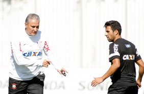 Maldonado do Corinthians durante treino realizado no CT Joaquim Grava