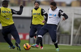 Durante o treino desta tarde no CT Joaquim Grava, no Parque Ecolgico do Tiete. O prximo jogo da equipe ser domingo, dia 28/07, no Pacaembu, contra o So Paulo, pela 9 rodada do Campeonato Brasileiro de 2013