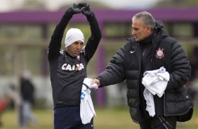 Durante o treino desta tarde no CT Joaquim Grava, no Parque Ecolgico do Tiete. O prximo jogo da equipe ser domingo, dia 28/07, no Pacaembu, contra o So Paulo, pela 9 rodada do Campeonato Brasileiro de 2013