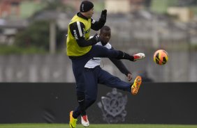 Durante o treino desta tarde no CT Joaquim Grava, no Parque Ecolgico do Tiete. O prximo jogo da equipe ser domingo, dia 28/07, no Pacaembu, contra o So Paulo, pela 9 rodada do Campeonato Brasileiro de 2013