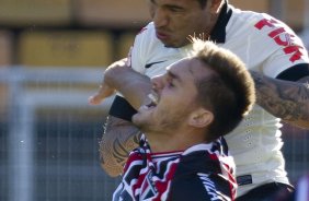 Durante a partida entre Corinthians x So Paulo, realizada esta tarde no estdio do Pacaembu, vlida pela 9 rodada do Campeonato Brasileiro de 2013