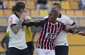Durante a partida entre Corinthians x São Paulo, realizada esta tarde no estádio do Pacaembu, válida pela 9ª rodada do Campeonato Brasileiro de 2013