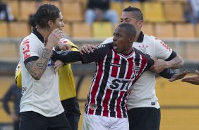 Durante a partida entre Corinthians x So Paulo, realizada esta tarde no estdio do Pacaembu, vlida pela 9 rodada do Campeonato Brasileiro de 2013