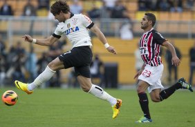 Durante a partida entre Corinthians x So Paulo, realizada esta tarde no estdio do Pacaembu, vlida pela 9 rodada do Campeonato Brasileiro de 2013