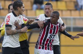 Durante a partida entre Corinthians x São Paulo, realizada esta tarde no estádio do Pacaembu, válida pela 9ª rodada do Campeonato Brasileiro de 2013