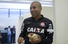 Nos vestiários antes da partida entre Corinthians x São Paulo, realizada esta tarde no estádio do Pacaembu, válida pela 9ª rodada do Campeonato Brasileiro de 2013
