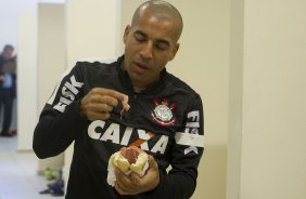 Nos vestiários antes da partida entre Corinthians x São Paulo, realizada esta tarde no estádio do Pacaembu, válida pela 9ª rodada do Campeonato Brasileiro de 2013
