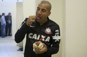 Nos vestiários antes da partida entre Corinthians x São Paulo, realizada esta tarde no estádio do Pacaembu, válida pela 9ª rodada do Campeonato Brasileiro de 2013