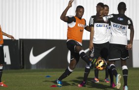 Durante o treino desta tarde no CT Joaquim Grava, no Parque Ecolgico do Tiete. O prximo jogo da equipe ser domingo, dia 04/08, contra o Criciuma/SC, pela 11 rodada do Campeonato Brasileiro de 2013