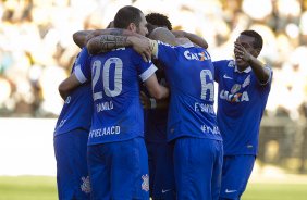 Durante a partida entre Criciuma/SC x Corinthians, realizada esta tarde no estádio Heriberto Hulse, válida pela 11ª rodada do Campeonato Brasileiro de 2013