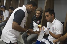 Nos vestiários antes da partida entre Criciuma/SC x Corinthians, realizada esta tarde no estádio Heriberto Hulse, válida pela 11ª rodada do Campeonato Brasileiro de 2013