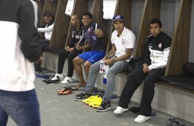 Nos vestiários antes da partida entre Criciuma/SC x Corinthians, realizada esta tarde no estádio Heriberto Hulse, válida pela 11ª rodada do Campeonato Brasileiro de 2013