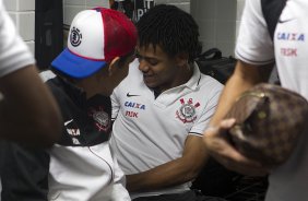 Nos vestiários antes da partida entre Santos x Corinthians, realizada esta noite no estádio da Vila Belmiro, válida pela 12ª rodada do Campeonato Brasileiro de 2013