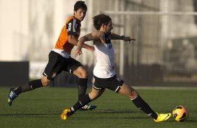 Durante o treino desta tarde no CT Joaquim Grava, no Parque Ecolgico do Tiete. O prximo jogo da equipe ser domingo, dia 11/08, contra o Vitoria/BA, no Pacaembu, vlido pela 12 rodada do Campeonato Brasileiro de 2013